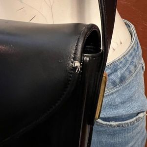 Vintage Gucci black crossbody with gold details